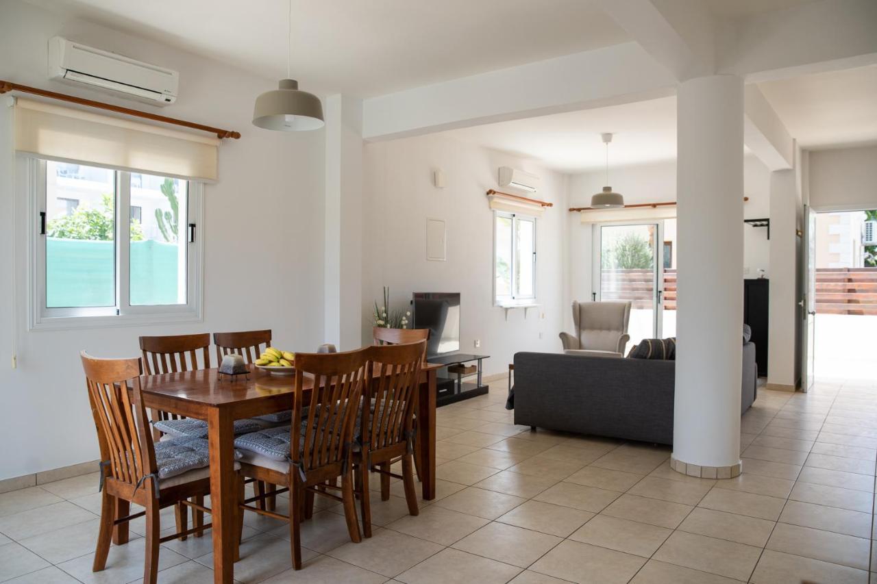 Konnos Villa Ekaterina Protaras Extérieur photo